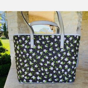 EUC 👛 - Michael Kors Black Floral Tote Bag